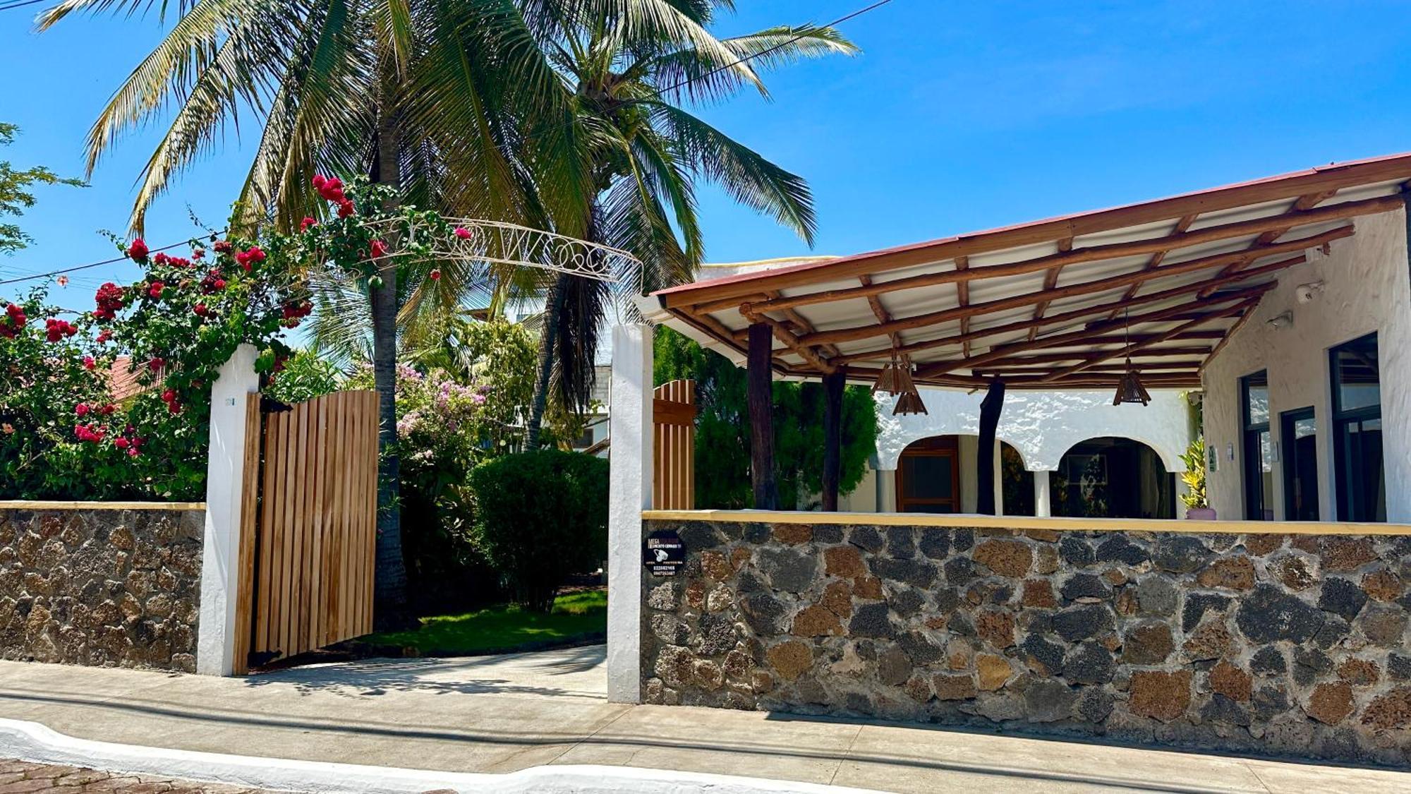 Hostal Suenos Silvestres Пуерто-Айора Екстер'єр фото
